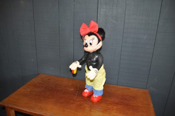 Minnie Mouse DE023, The Barn Antiek